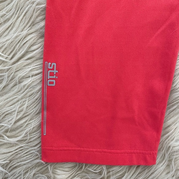 STIO Glide Crop Tech Tight Pink High Rise Cropped Leggings Athletic Workout - Picture 9 of 11